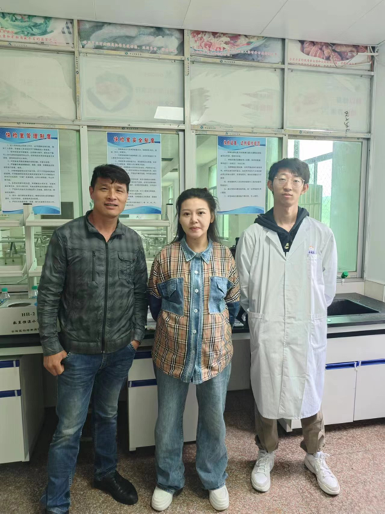 山东莱恩德食品安全检测仪走进江西省新余市逸夫小学，为师生食品安全保驾护航
